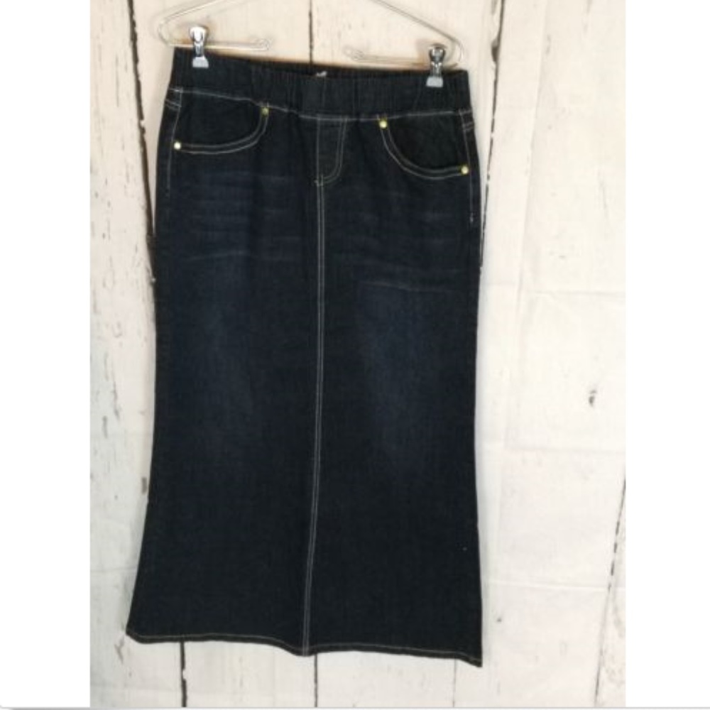 Long denim skirt modest dark wash NWT gift sz 6